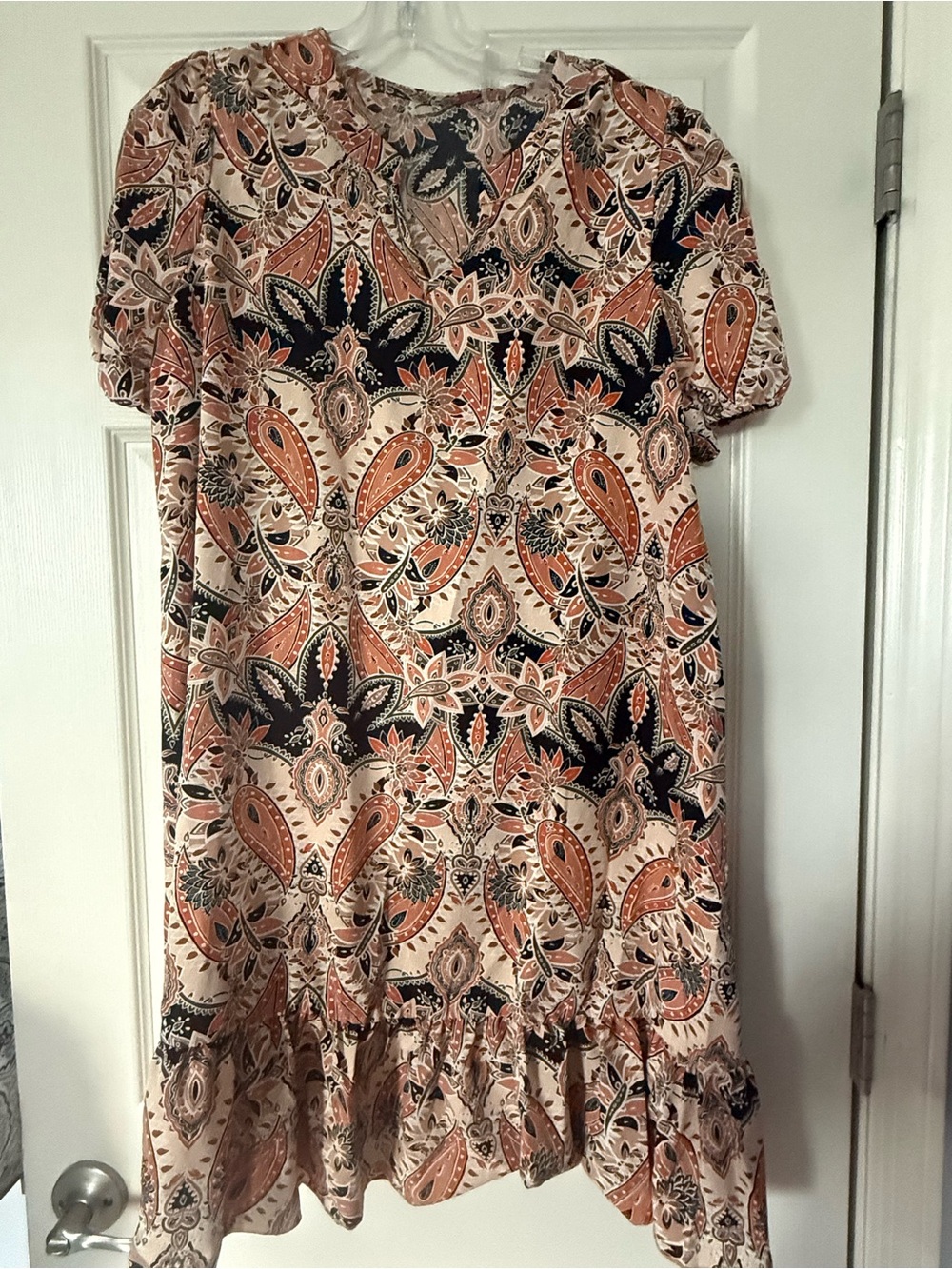 Paisley Print Short Sleeve Women’s Dress in Coral and black